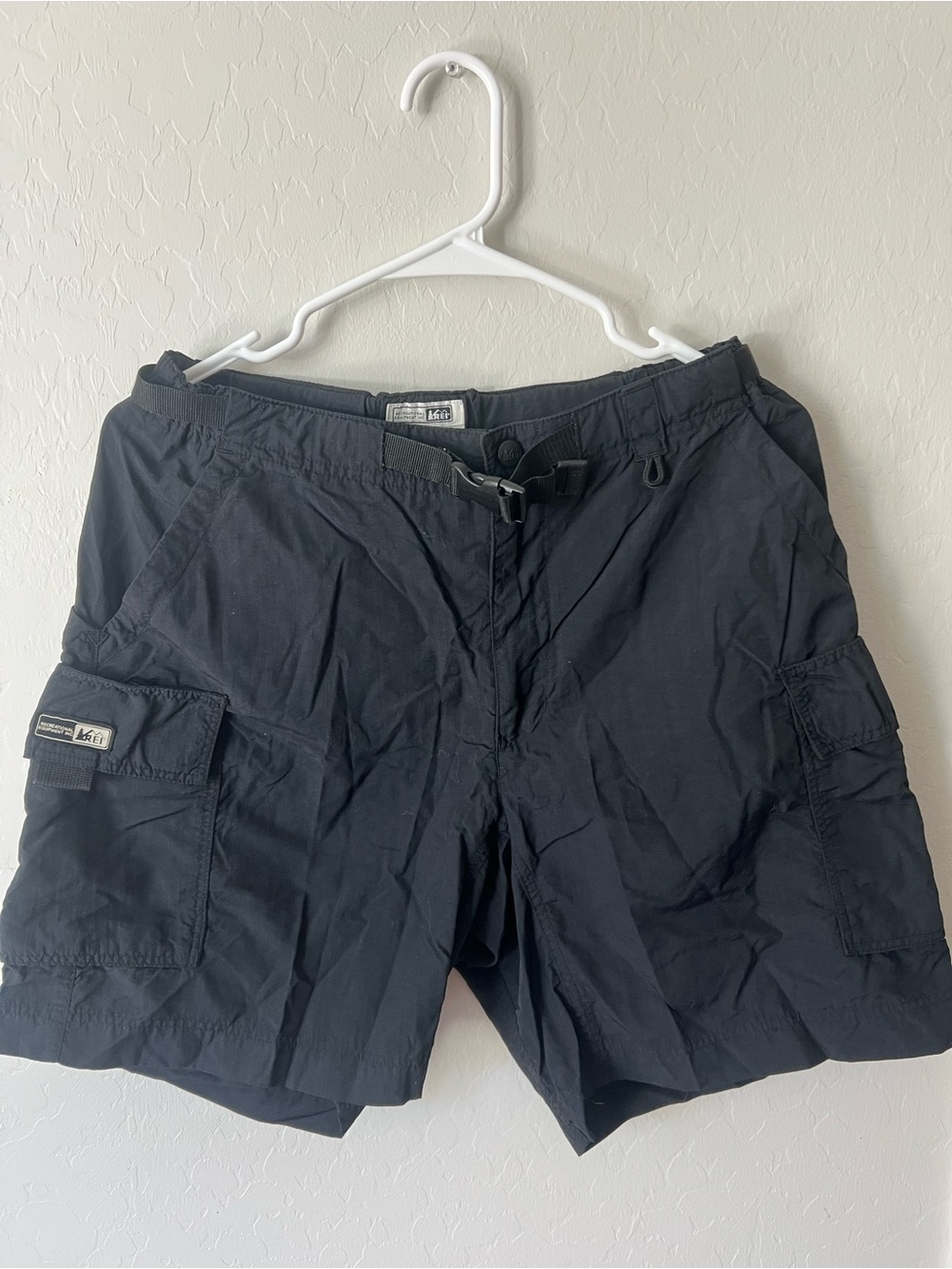 REI Black womens Cargo Shorts with Belt